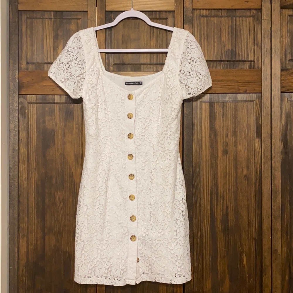 Abercrombie & Fitch Lace Button Down Dress